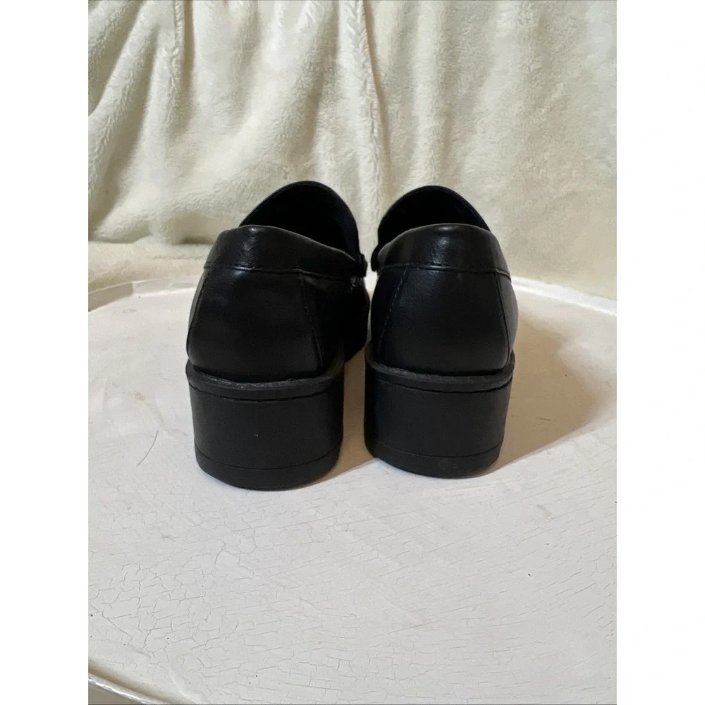 B.O.C. By BORN BOC Cade Lug Sole Penny Loafer Slip On Sz 6 M, Black